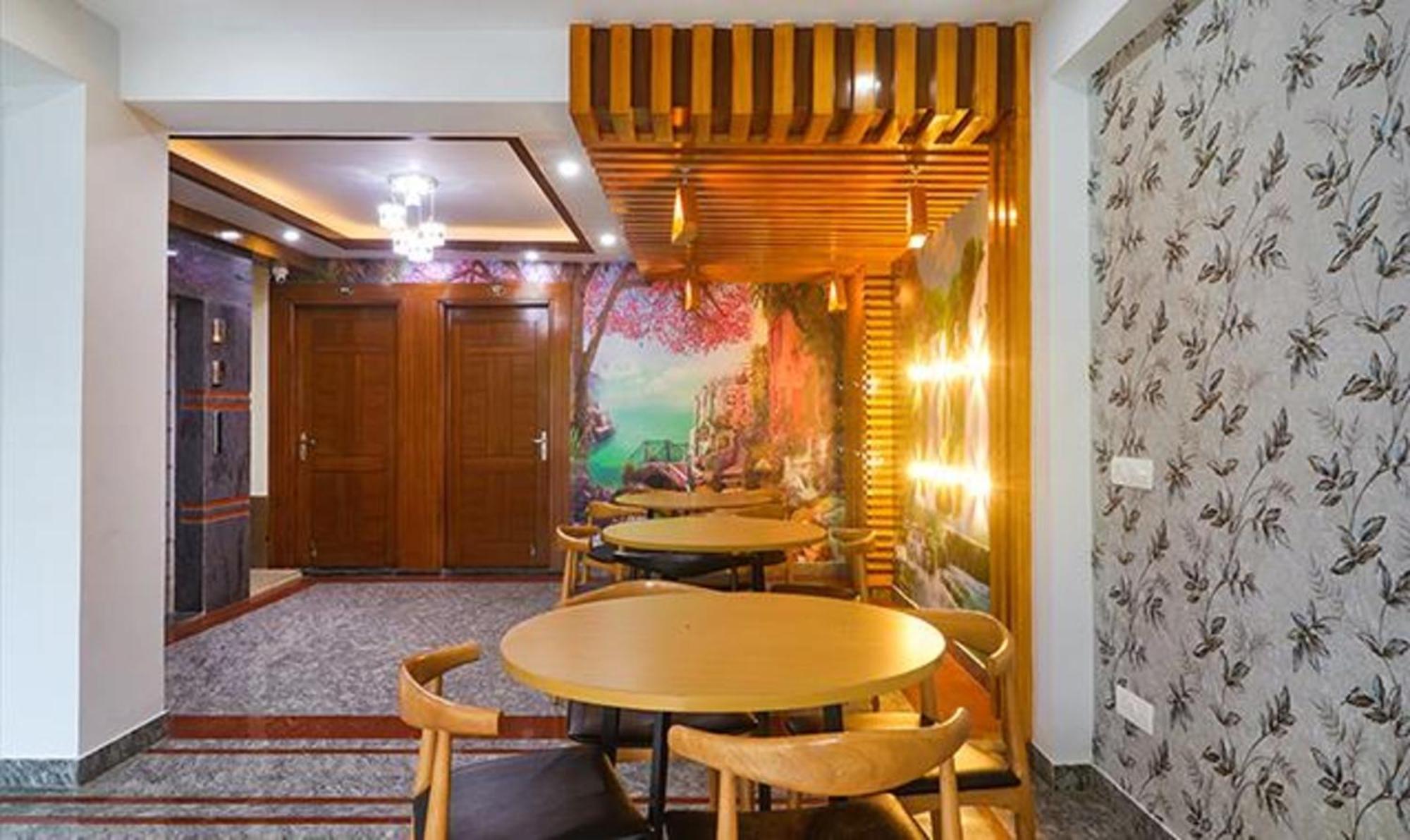 Fabhotel Star Corporate Suite Ґурґаон Екстер'єр фото