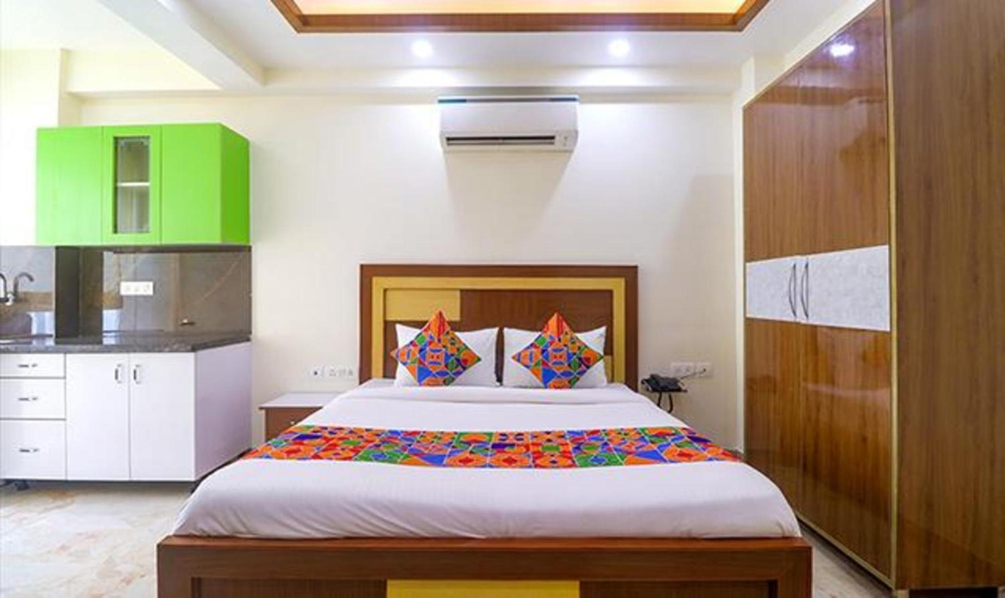 Fabhotel Star Corporate Suite Ґурґаон Екстер'єр фото